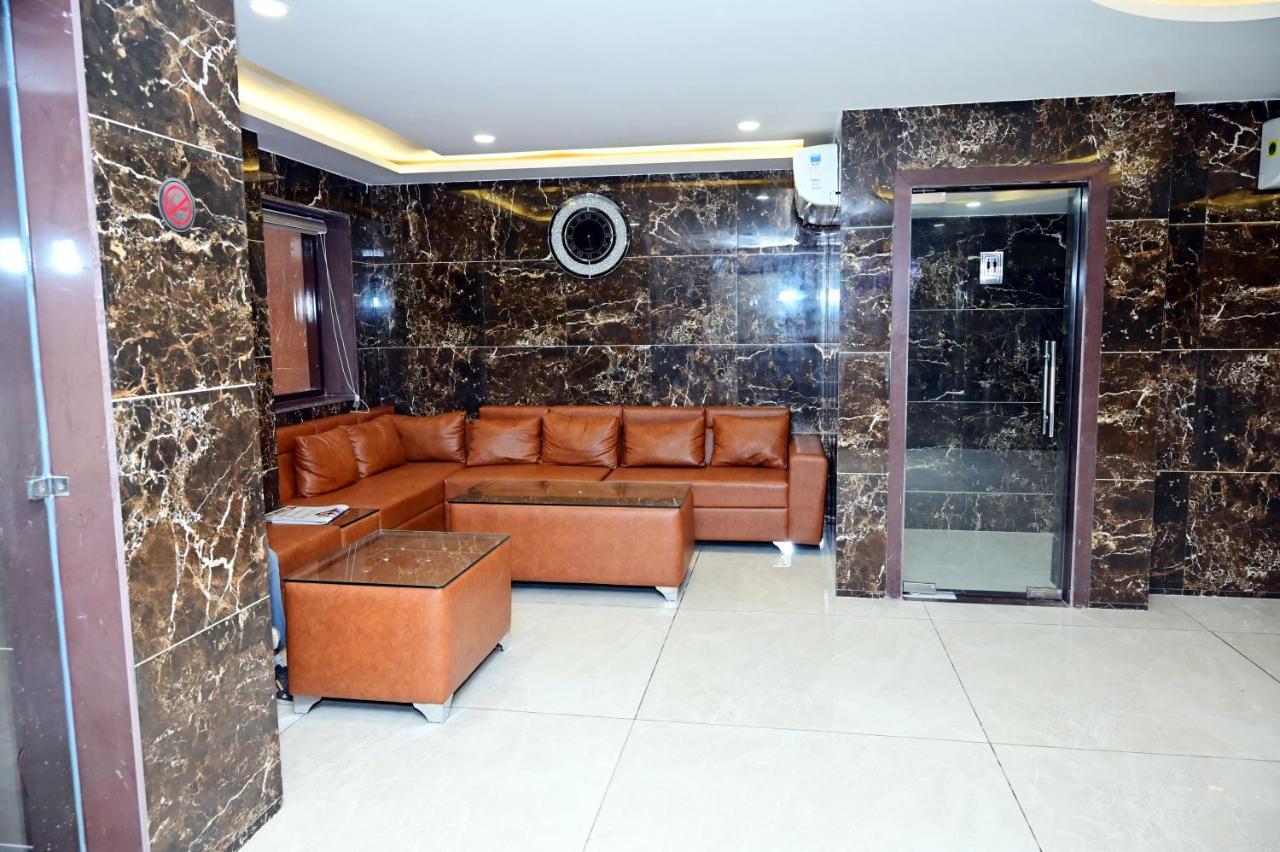 The Dwelling Inn Greater Noida Exteriér fotografie