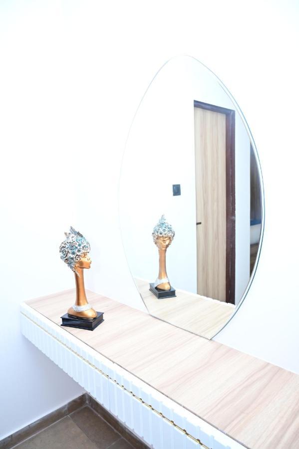 The Dwelling Inn Greater Noida Exteriér fotografie